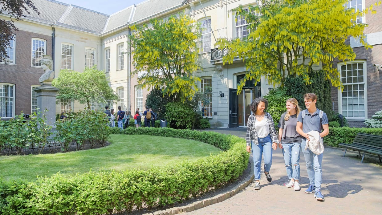 UvA-gebouwen | Oudemanhuispoort: centrum voor de rechtswetenschap